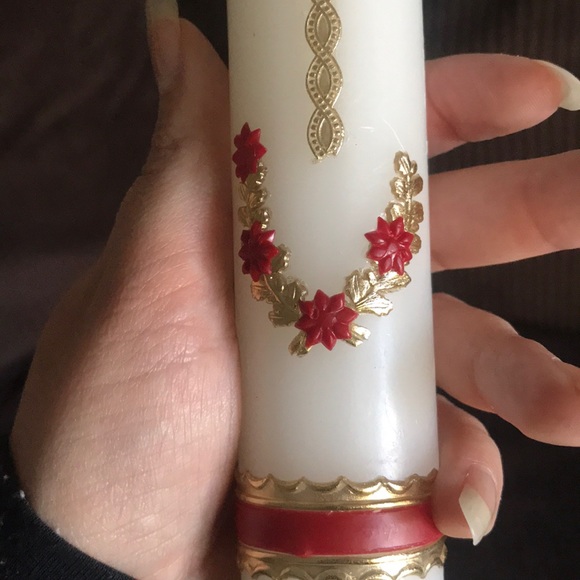 Candle - Picture 2 of 6